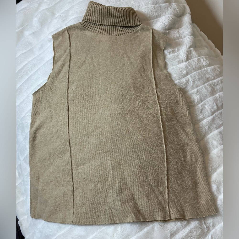 Zara M Tan Knit Turtleneck Sleeveless City NYC Preppy Office Workwear Top Spring